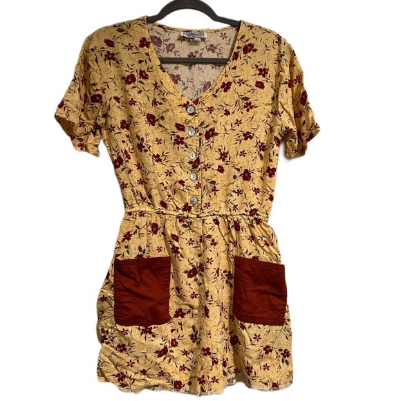 Dresses & Skirts - Vintage 1980s cottagecore yellow floral dress with patch pockets